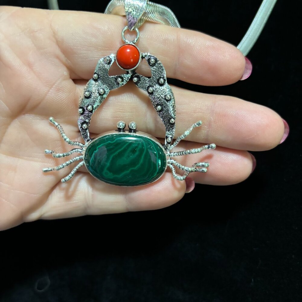 Malachite and Coral Crab Necklace, I just love this necklace! - Picture 3 of 4